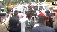 Rahul Gandhi, others help Mitali Bagh, who fainted during protest