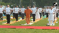 CM Yogi did yoga asanas on the occasion of International Yoga Day