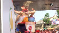 Devotees bid adieu to Lord Ganesha in Mumbai