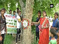Women vow to conserve forests by tying rakhis on trees