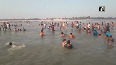 Ganga Dussehra Social distancing norms flouted at Prayagraj s Sangam Ghat.mp4