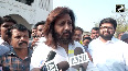 Today very important day Riteish Deshmukh, Genelia urge first-time voters in Maharashtra to participate in large numbers