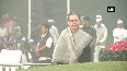 Manmohan, Sonia pay tribute to Nehru on his birth anniv 