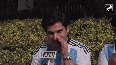 Hola Messi Excited fan flaunts jersey no. 10 welcomes Messi in Delhi with Hola Messi