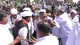 Watch: DK Shivakumar loses cool, scolds man seeking selfie
