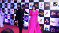 Divyanka and Vivek Make a Graceful Entry at Star Parivaar Awards