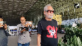 Sanjay Mishra looked in full style even at the age of 62