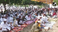 Eid ul Azha festival is today, people offered prayers in Prayagraj