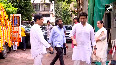 Family, friends attend late actor Dheeraj Kumar's funeral