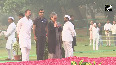Sonia, Rahul pay floral tribute to Indira on death anniversary