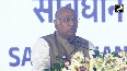 Kharge Takes Jibe at PM Modi for Global Touring and Chasing Honours