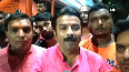 BJYM workers recite Hanuman Chalisa on road in Howrah, traffic movement halted