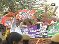 Delhi Congress women wing protests against HRD Minister