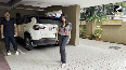 Chitrangada Singh Rocks Casual Look as She Poses for the Paps