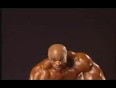 Ronnie_coleman_2001_arnold_backstage_posing_hi_33a592