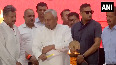 Watch: Nitish Kumar places flowerpot on bureaucrat's head 