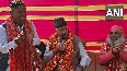 Watch: Farooq Abdullah sings 'Tune mujhe bulaya Sherawaliye' bhajan