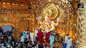 Devotees Throng Mumbai's Lalbaugcha Raja for Ganesh Darshan
