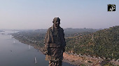 World's tallest statue draws global tourists