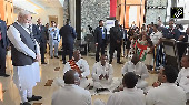 PM Modi welcomed with Bhojpuri Chautaal in Trinidad and Tobago