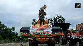 Kanwariyas carry 'Bulldozer Baba' kanwar depicting CM Yogi