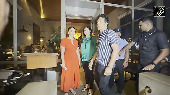 Sachin Tendulkar spotted with family in Bandra