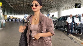 Jacqueline spotted in casual outfit at the airport