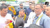 Man tries to 'slap' ex-UP minister Swami Prasad Maurya, arrested