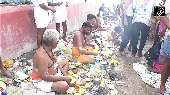 Devotees perform 'Pitru Karma' Puja on Aadi-Amavasya in TN