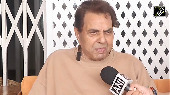 'Budha nahi hoon, Jawan hoon', Dharmendra hails Yoga's power