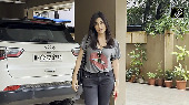 Chitrangada Singh Rocks Casual Look as She Poses for the Paps
