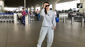 B-town diva Mouni Roy spotted at Mumbai airport
