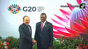 Global media delegates explore rare collections at Moscow Library