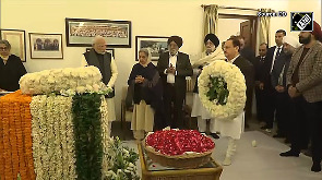 PM Modi, Amit Shah pay last respects to Manmohan Singh