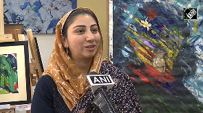 Must Watch! Kashmiri girl's magical hands pour life into paintings