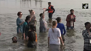 Maha Kumbh: Foreign diplomats take 'holy dip' in Sangam