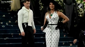 Priyanka Chopra-Nick Jonas STUN at Met Gala