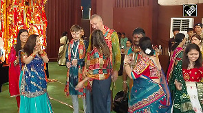 Gujarat Showcases Cultural Grandeur at Vibrant Navratri Festival