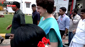 Priyanka Gandhi visits new passport seva kendra in Kalpetta, Kerala