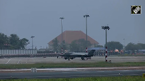 WATCH: British F-35 still grounded at Indian airport