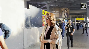 Twinkle Khanna spotted at Mumbai airport