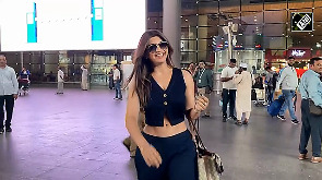 Akansha Puri's SUPER HOT look deserves your attention
