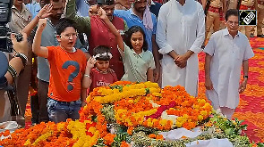 'I want to become a soldier like my father': Daughter of martyred Sergeant Surendra Moga
