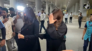 Aishwarya, Aaradhya twin in black as they arrive in Mumbai post-Cannes