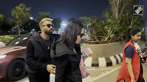 Hardik Pandya spotted with rumoured girlfriend Mahieka Sharma at airport