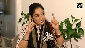 Tanushree Dutta's explosive attack on Nana Patekar
