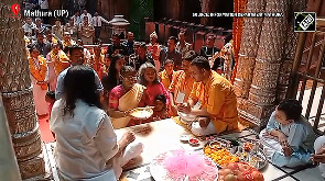 Prez Murmu performs traditional puja at Banke Bihari Temple in Mathura