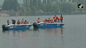 SDRF conducts mock drill in Srinagar's Dal lake