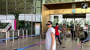 Deepika Padukone makes a stylish appearance at the Mumbai Airport
