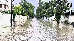 Heavy rainfall triggers waterlogging in parts of Lucknow